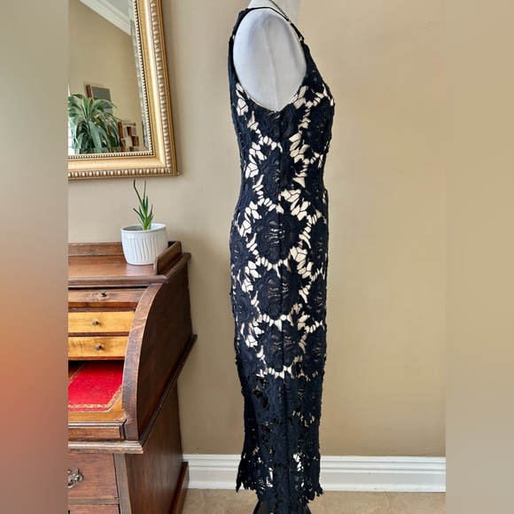Keepsake The Label Black Lace True Love Maxi Dress Gown Size Large Sleeveless - Picture 5 of 15